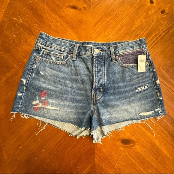 Old Navy OG Short Button Fly Hi Rise Patriotic Embellished Jean Shorts Size 10 - Picture 4 of 16